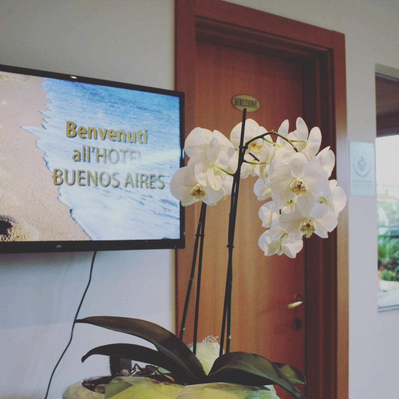 Hotel Buenos Aires Cervia Zewnętrze zdjęcie