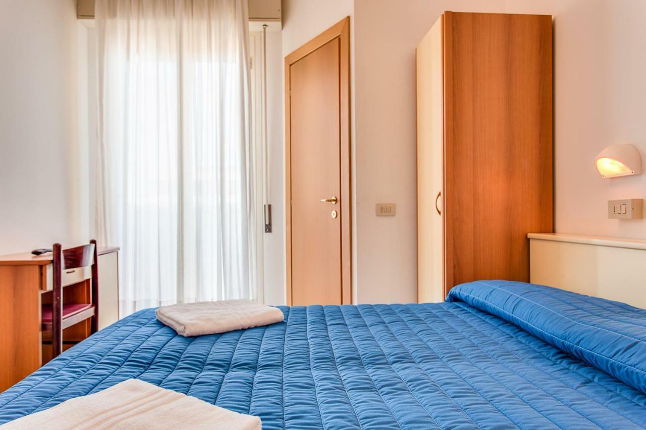 Hotel Buenos Aires Cervia Zewnętrze zdjęcie